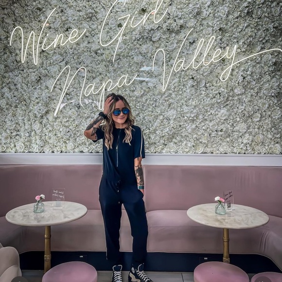 Meet your Posher, Katie - Picture 6 of 7